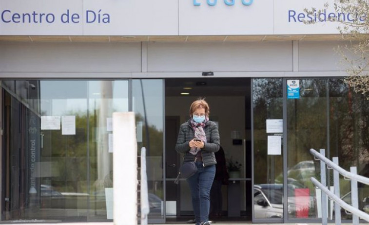 Las residencias de Galicia siguen con ocho contagios, concentrados en un brote en Chantada (Lugo)