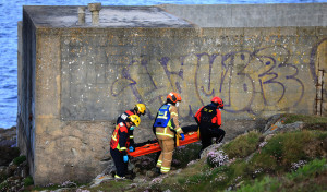 Un amplio dispositivo interviene tras hallar un cadáver en la zona de la cetárea de San Roque