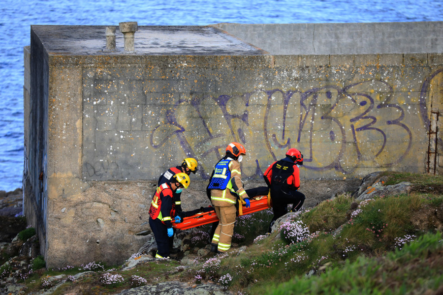 El hombre que cayó en las rocas en San Roque habría fallecido por causas naturales