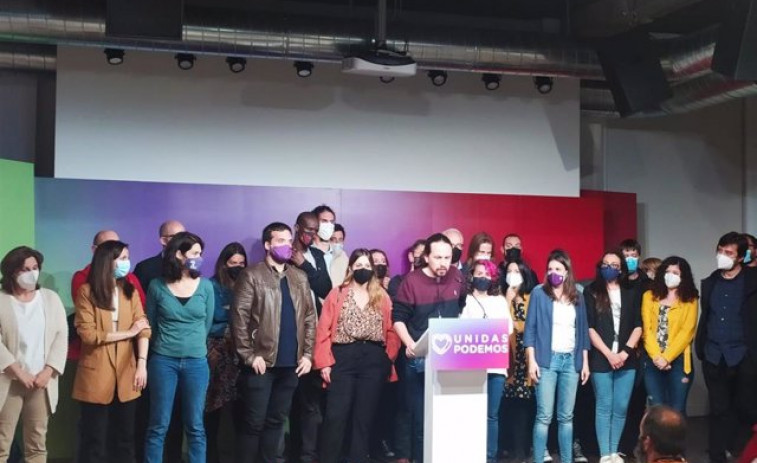Iglesias deja todos los cargos en Podemos por 