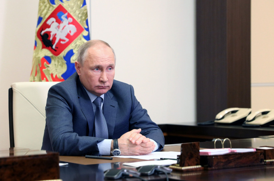 Putin advierte de que "responderá de forma adecuada" a las amenazas cerca de sus fronteras