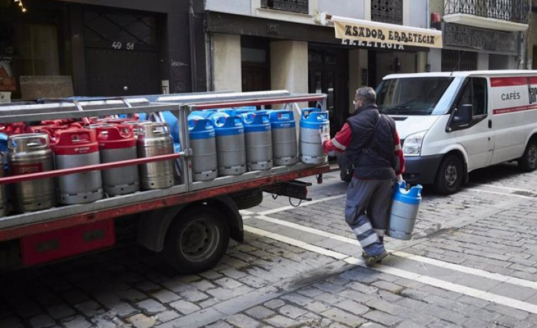 El precio de la bombona de butano sube un 4,87%, hasta los 14,64 euros, y marca máximos desde 2018