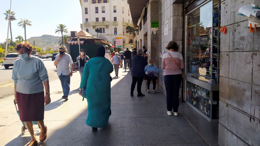 La normalidad vuelve a Ceuta, donde los jueces prohíben a Abascal dar su mitin