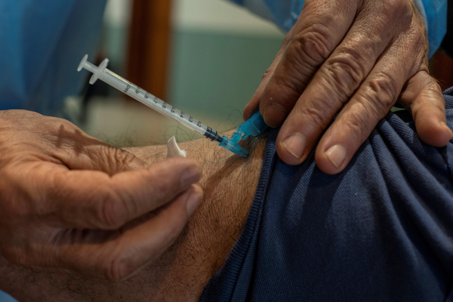 El 48,79% de la población de Galicia a vacunar ha recibido al menos una dosis