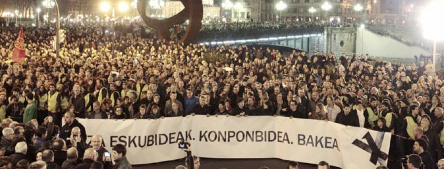 Más de 100.000 personas acuden en Bilbao a la llamada de los nacionalistas