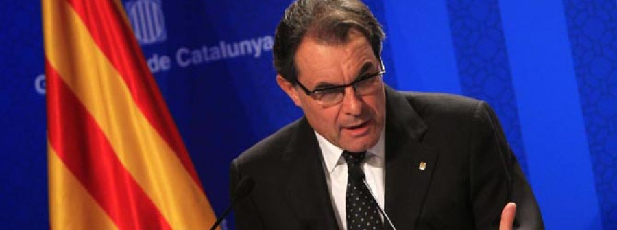 Artur Mas descarta por ahora que ERC entre en el Ejecutivo y reafirma que hará la consulta