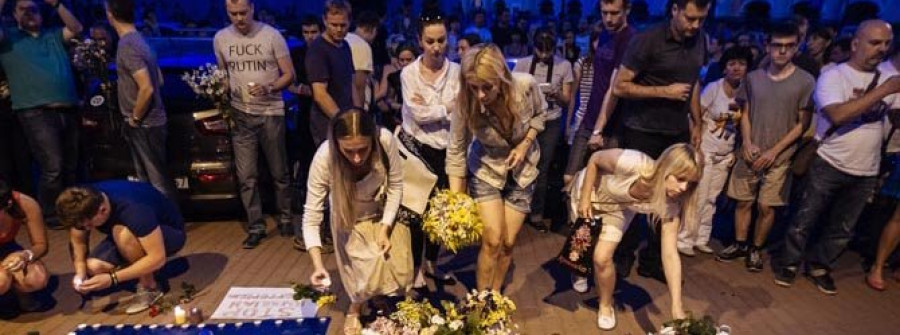 Un misil derriba en Ucrania a un avión comercial con 295 personas a bordo