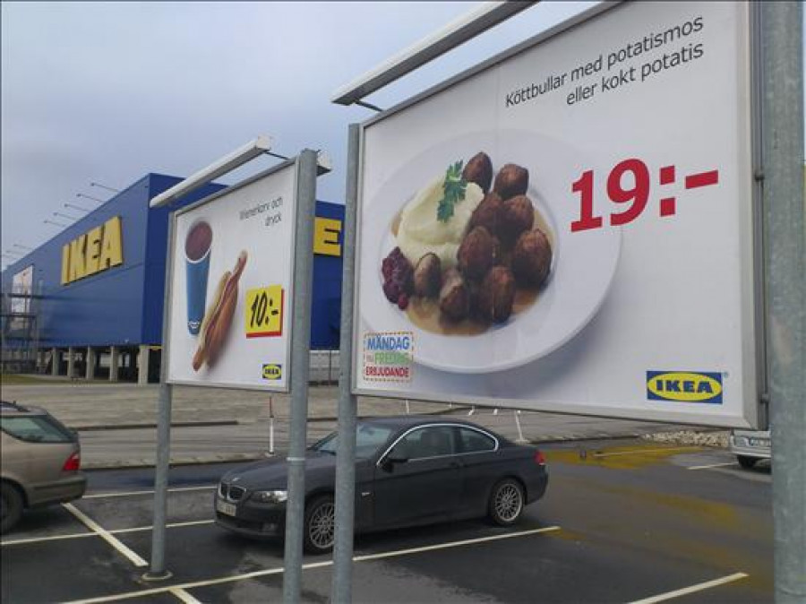 IKEA suspende la venta de albóndigas en España por sospechas de restos de caballo