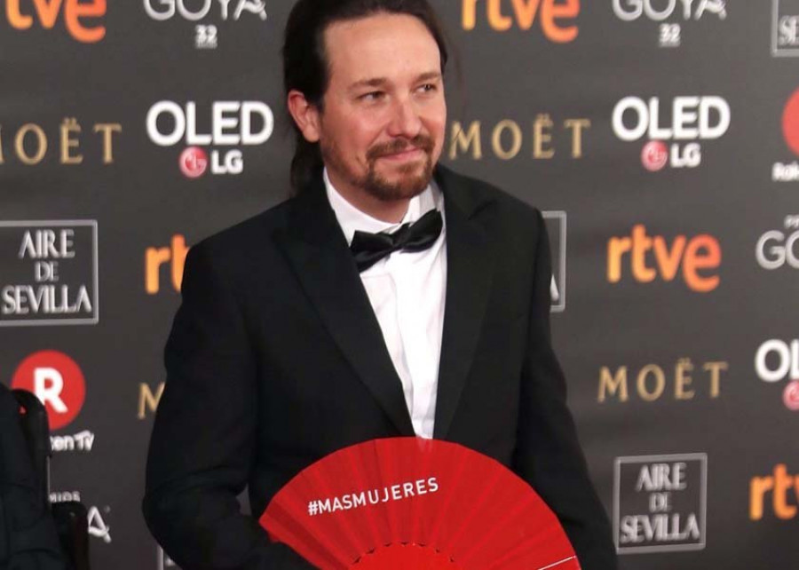 Pablo Iglesias se viste de Prada como hacía el diablo en la película