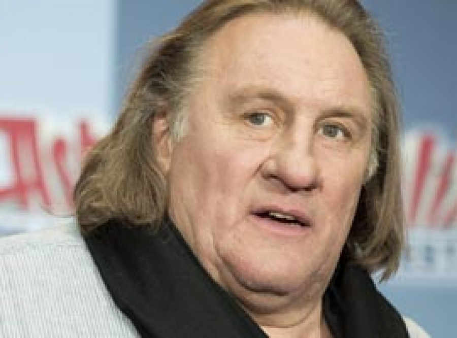 Los políticos franceses se unen contra Gerard Depardieu por exiliarse a Bélgica