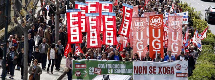 Más de 4.000 personas protestan por los recortes en Educación y Sanidad