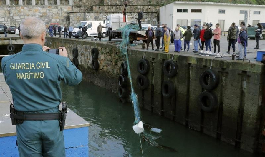 Pleno extraordinario en Malpica tras el hundimiento de "O Silvosa"