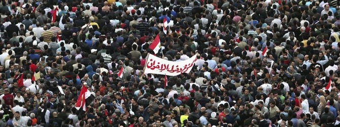 Muere un joven egipcio en los enfrentamientos con las fuerzas de seguridad en Tahrir