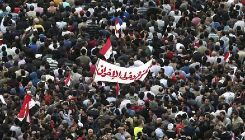 Muere un joven egipcio en los enfrentamientos con las fuerzas de seguridad en Tahrir