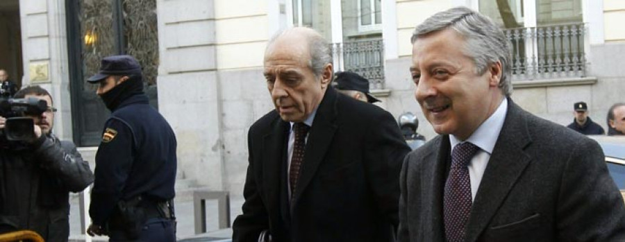 La Policía implica a “varios cargos” del Gobierno socialista en “los favores”  de Blanco a Azkar