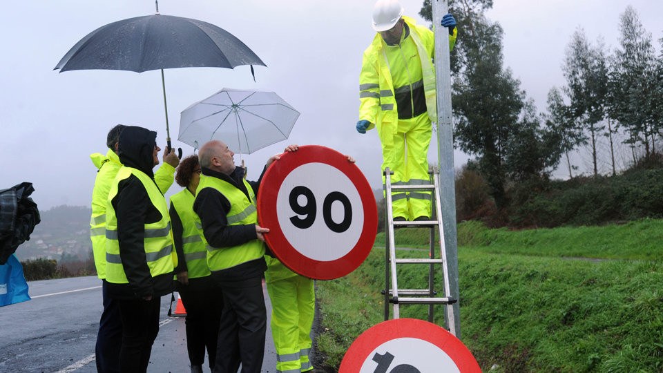 Fomento invertirá 56,7 millones en mejorar la seguridad vial en Galicia