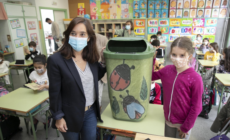 Los parques infantiles contarán con cien papeleras decoradas por niños