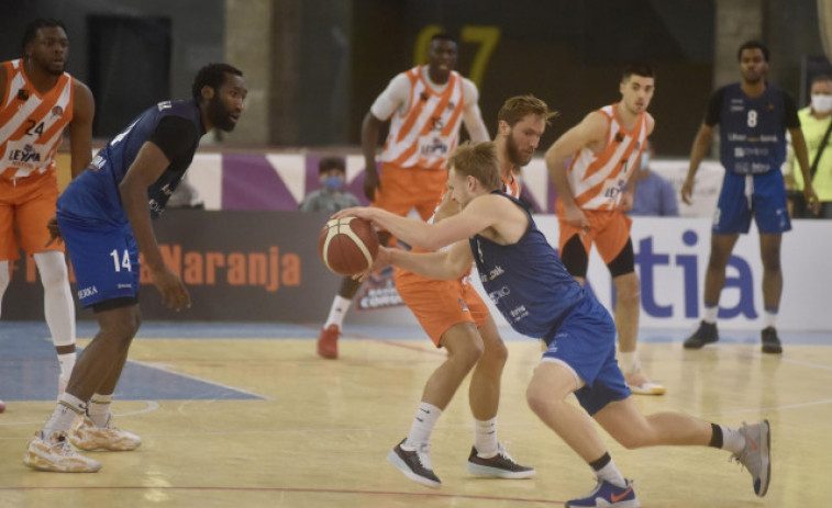 El Basquet Coruña aspira a asaltar la cancha del Granada