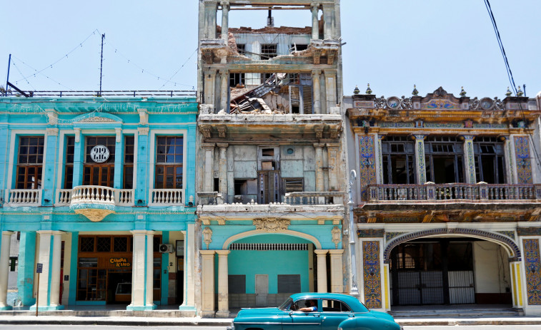 Cuba autoriza las pequeñas empresas pero fuera de sectores estratégicos