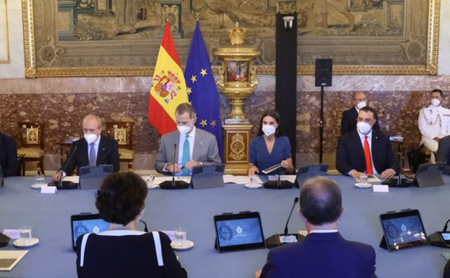 Los Reyes presiden la reunión anual con los miembros de los Patronatos de la Fundación Princesa de Asturias