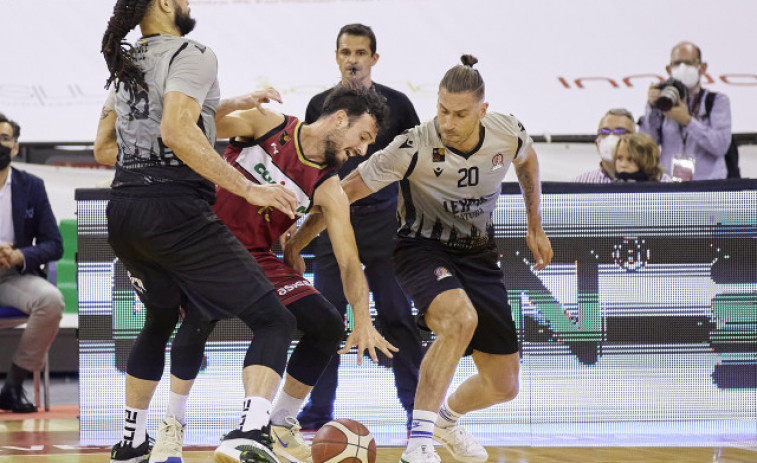 Seguir invicto a domicilio vale una plaza para la final