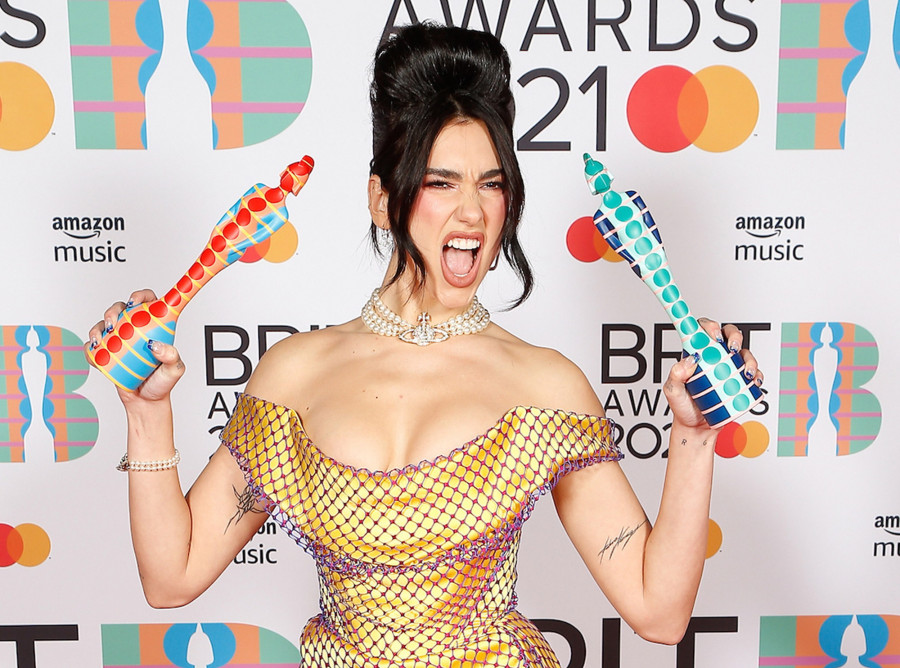 Dua Lipa desbanca a Ed Sheeran como artista más escuchado en el Reino Unido