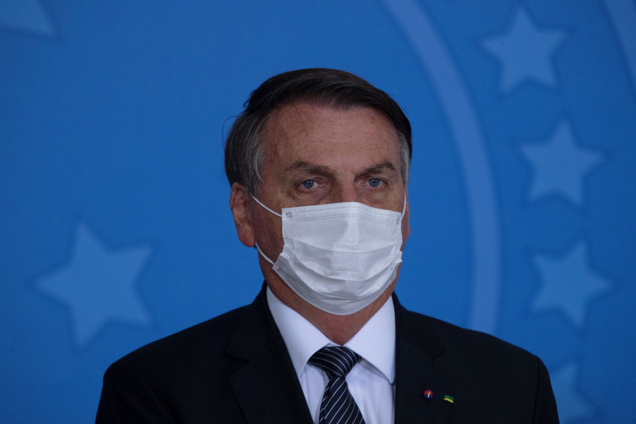 Bolsonaro pide al Ministerio de Salud un estudio para que la mascarilla no sea obligatoria para los vacunados