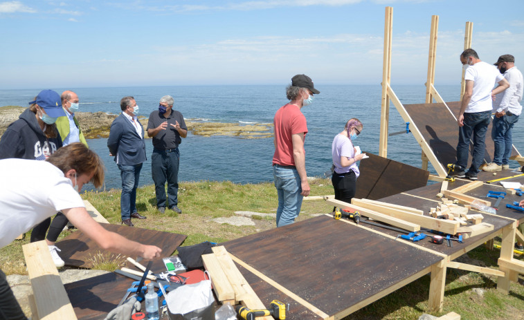 Barrañán estrena un mirador de madera para uso turístico