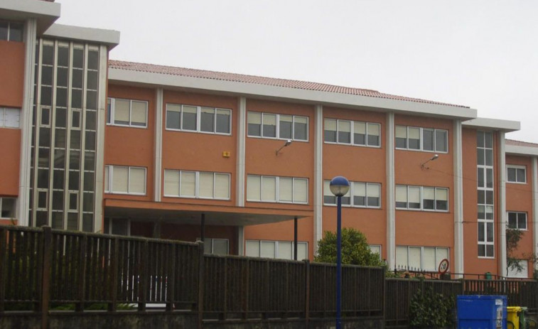 El instituto de Curtis estrena una nueva oferta educativa,con el grado superior en Automoción