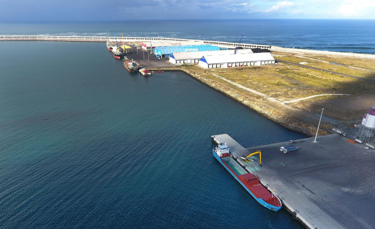 El Gobierno arreglará los accesos al puerto exterior y aeropuerto de A Coruña