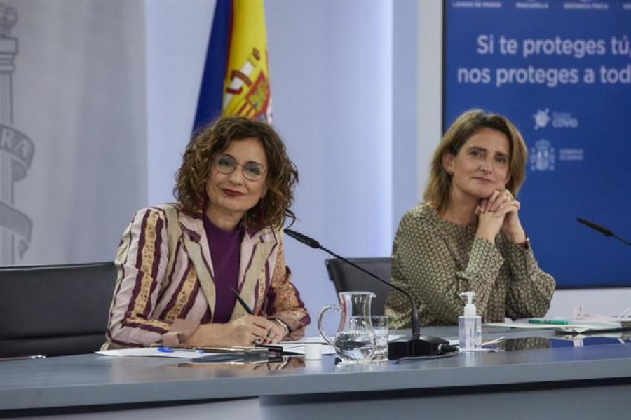 Los socios del Gobierno apoyan rebajar el IVA de la luz, aunque sea un "parche", y piden reformar el sistema eléctrico