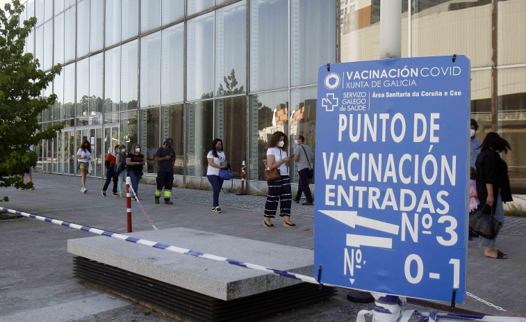 Intensa actividad de vacunación en el festivo de San Juan en ExpoCoruña