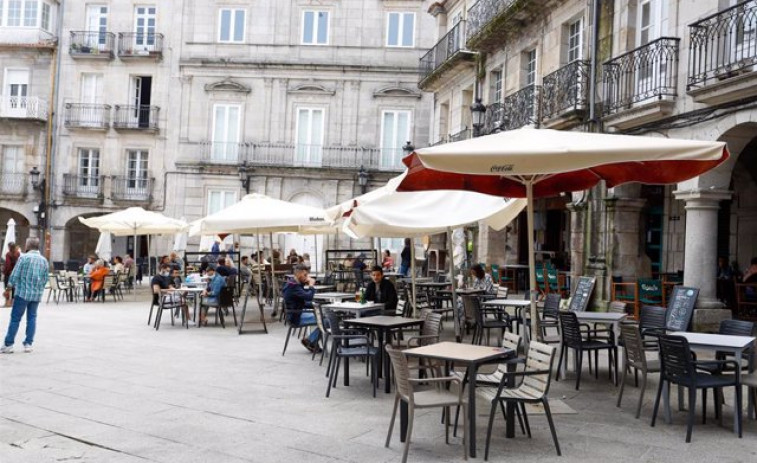 Los contagios de Covid se disparan a 258 en Galicia y los casos activos suben a 1.837