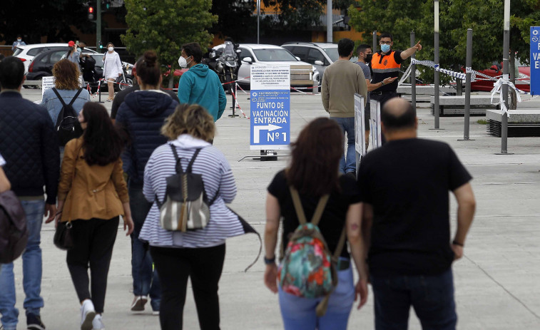 Una peluquería de la avenida de Finisterre denuncia llamadas a su local para pedir cita de vacunación