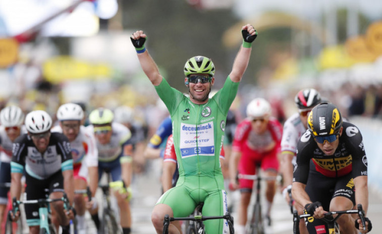 Cavendish gana y se pone a un triunfo del récord de Merckx