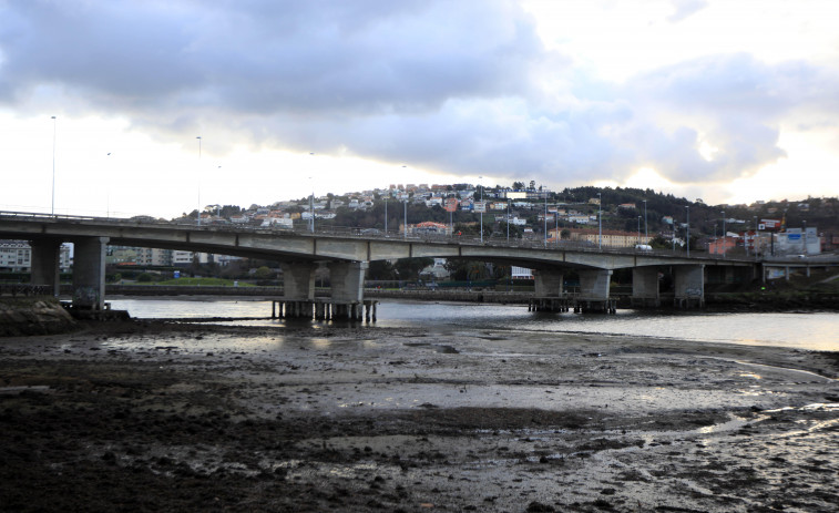 Miranda exige a la Xunta y al Gobierno que apoye con ayudas económicas a las mariscadoras de la Ría do Burgo