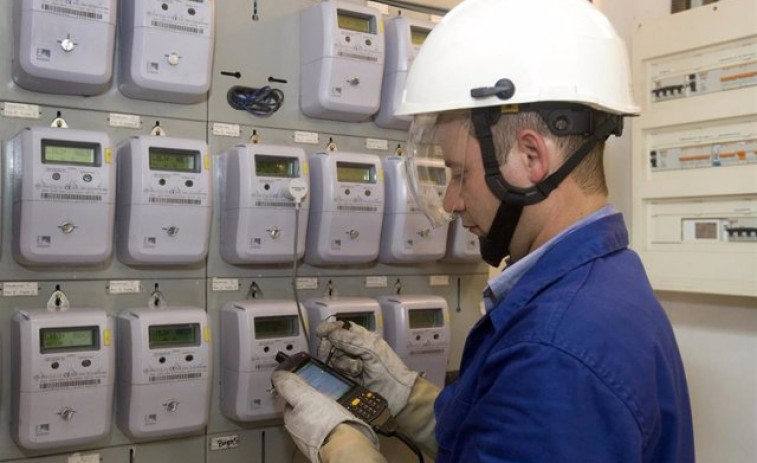 El precio de la luz batirá mañana su récord histórico para un domingo impulsado por la ola de calor