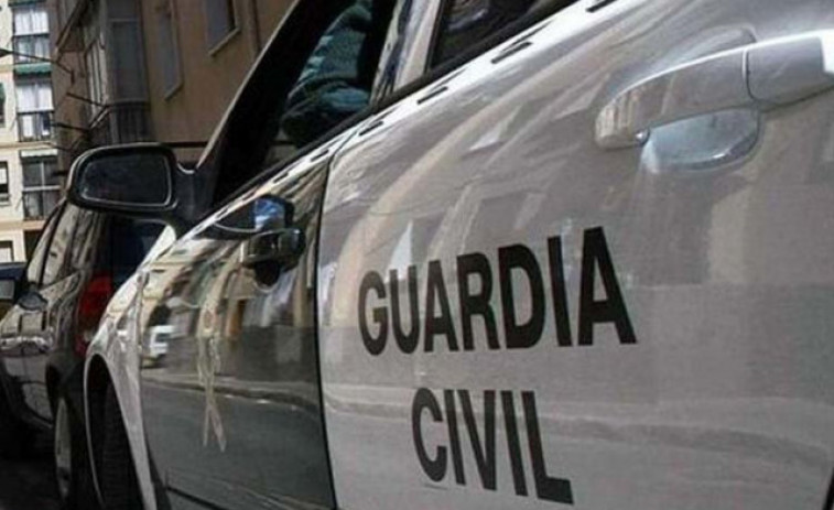 La Guardia Civil impide una celebración ilegal e identifica a diecisiete personas en A Hermida