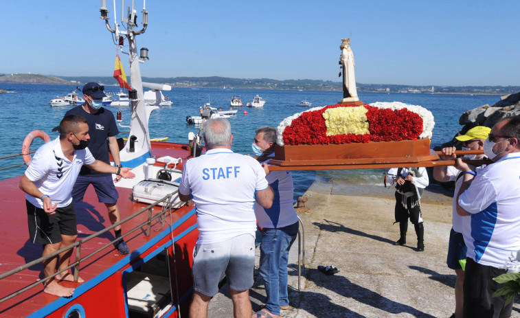 La Virgen del Carmen vuelve al mar, pero con aforo limitado