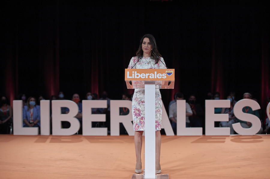 Ciudadanos se impregna de liberalismo para desmarcarse del PP y no se rinde