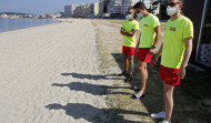 Tres nuevos positivos entre socorristas bajan la bandera azul en cuatro playas de Sanxenxo