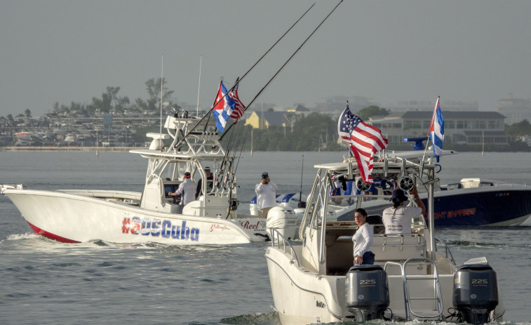 Con retraso y solamente cuatro botes parte desde Miami la flotilla para mostrar apoyo a Cuba