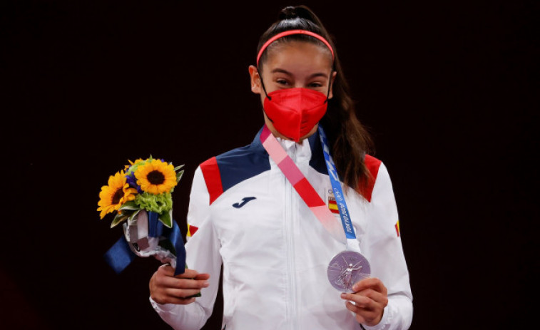 Adriana Cerezo, la benjamina del equipo de taekwondo, abre el medallero olímpico para España