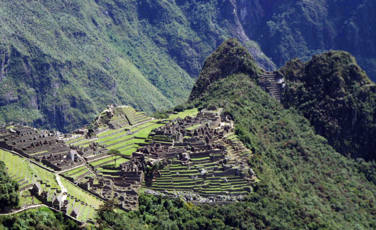 Expulsan a dos turistas europeos por tomarse fotos desnudos en Machu Picchu