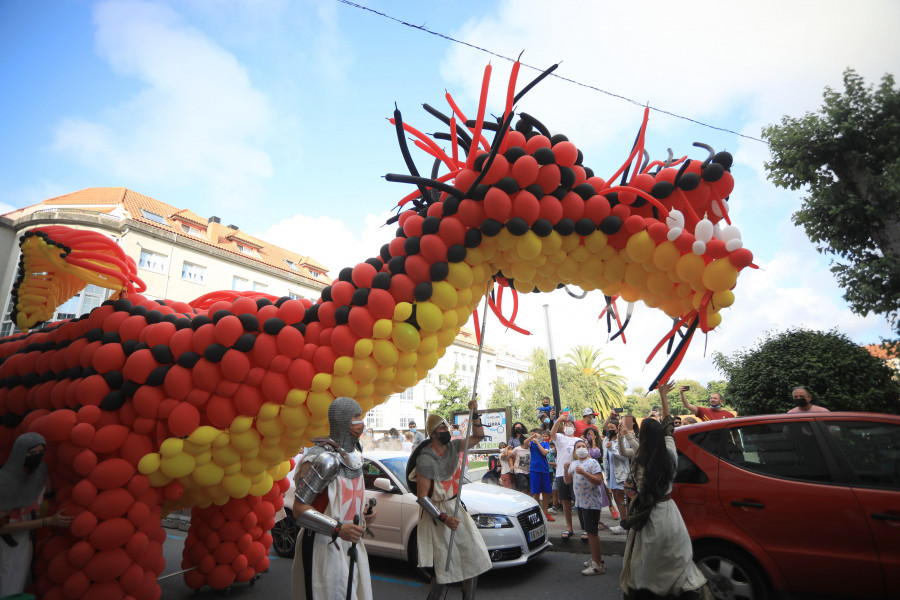 Arteixo honró a su  patrón con un enorme dragón medieval