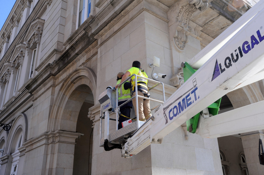 El Ayuntamiento reemplaza todas las cámaras que protegen sus instalaciones