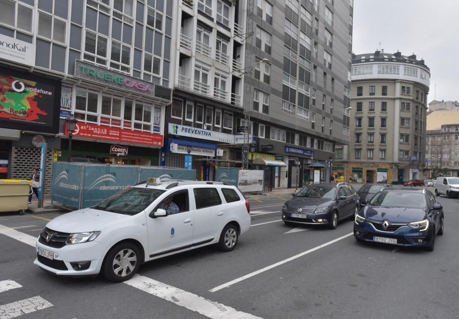 Los taxis podrán entran en las nuevas zonas peatonalizadas como San Andrés y rúa Nova