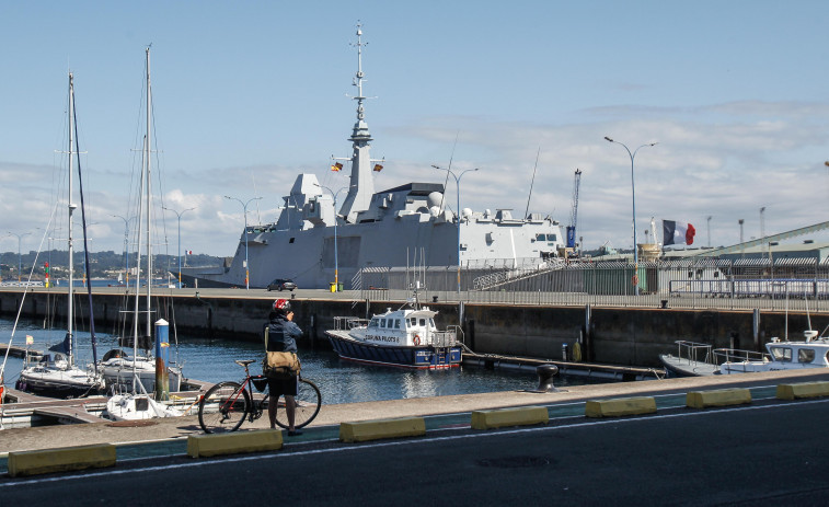 El buque de la armada francesa “Aquitaine” permanecerá en A Coruña hasta el próximo viernes