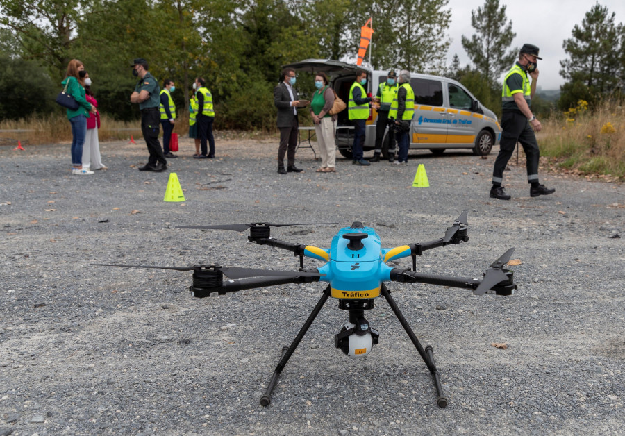 El dron de la DGT que vigilará las carreteras de A Coruña no controlará la velocidad