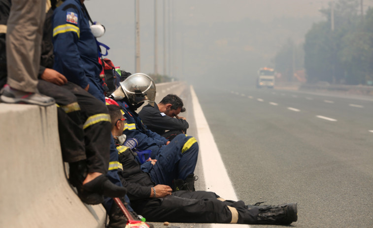 Grecia registra el primer muerto por los graves incendios que arrasan el país